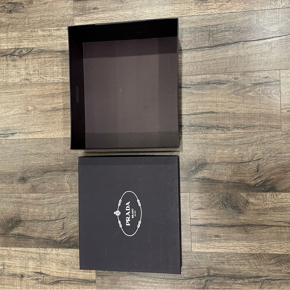 Prada authentic empty boot box - Picture 2 of 7